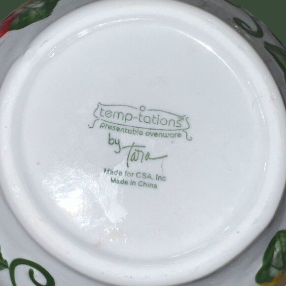 Temptations By Tara Floral Embroidery
Set of 2 Mixing Bowl No Box - Picture 6 of 7
